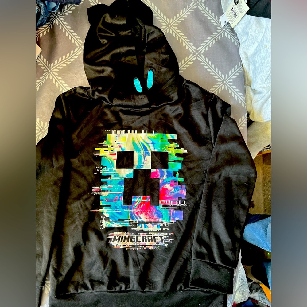 Boy MAD mindcraft black top size 6